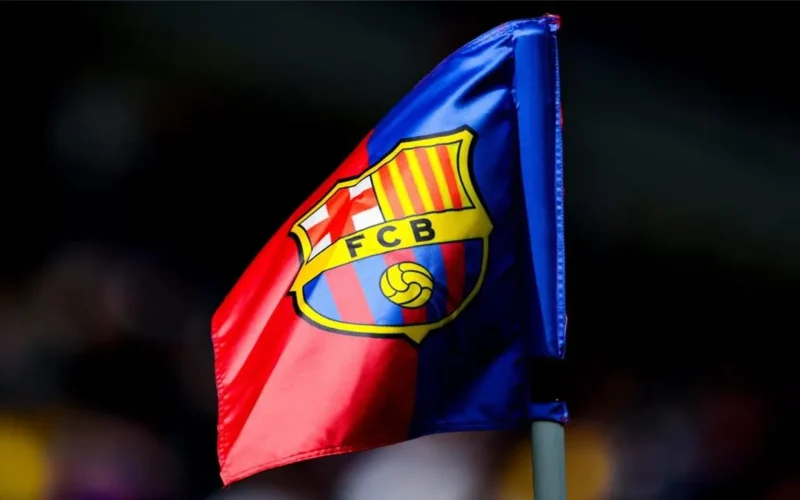 صفقات دفاعية.. برشلونة يستهدف لاعبي سيتي وإنتر ميلان لأزمة الخلف